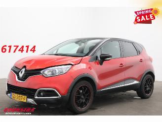 damaged passenger cars Renault Captur 0.9 TCe Helly Hansen Navi Clima Cruise PDC 72.404 km! 2015/4