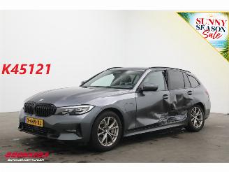 Voiture accidenté BMW 3-serie Touring 330e ACC Navi Clima SHZ Virtual Camera PDC 2020/11