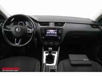 Skoda Octavia Combi 1.6 TDI Greentech Ambition Cruise Bluetooth Airco picture 6