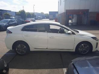 Hyundai Ioniq Ioniq, Liftback, 2016 / 2022 1.6 GDI 16V PHEV picture 3