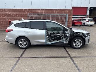 Ford Focus  picture 4