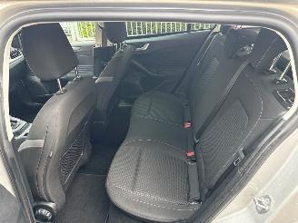 Ford Focus  picture 11