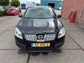 Coche siniestrado Nissan Qashqai Qashqai (J10), SUV, 2007 / 2014 2.0 16V 2009/5