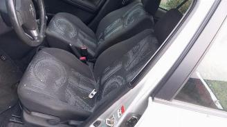 Opel Agila Agila (B), MPV, 2008 / 2014 1.0 12V picture 14