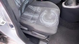 Opel Agila Agila (B), MPV, 2008 / 2014 1.0 12V picture 13