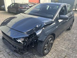 Voiture accidenté Hyundai I-20 1.0  T-GDI  Comfort 2023/10