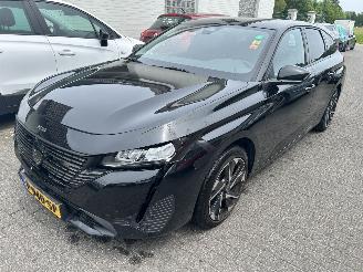 Damaged car Peugeot 308 SW  1.2 Allure Pack Business 2022/5