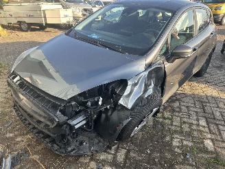 damaged passenger cars Ford Fiesta 1.0 Ecoboost Connected  5 Drs    ( 58234 Km ) 2021/1