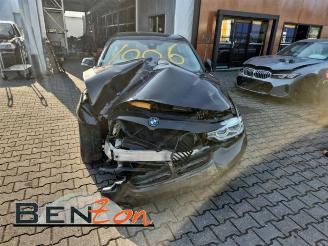 Vrakbiler auto BMW 3-serie 3 serie (F30), Sedan, 2011 / 2018 318d 2.0 16V 2017/11