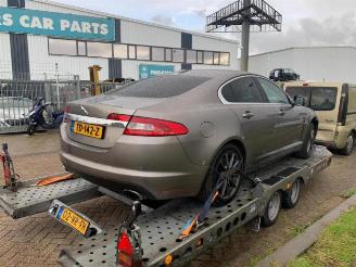 Jaguar XF  picture 3