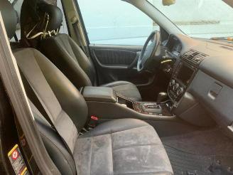 Mercedes ML ML I (163), SUV, 1998 / 2005 400 4.0 CDI V8 32V picture 6