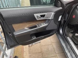 Jaguar XF XF Sportbrake, Combi, 2012 / 2015 3.0 D S V6 24V picture 9