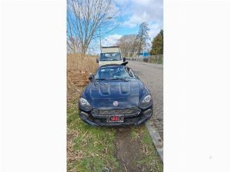 Coche siniestrado Fiat 124 124 Spider, Cabrio, 2016 1.4 MultiAir Turbo 16V 2018