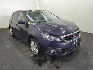 Coche siniestrado Peugeot 308 1.2 Puretech Blue 2018/1