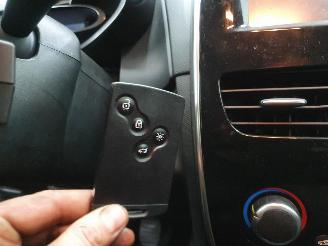 Renault Clio Mk4 0.9 TCe Dynamique GT Line picture 24