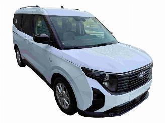 rozbiórka samochody osobowe Ford Tourneo Courier Limited 2024/6