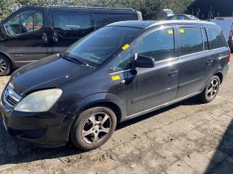 Dezmembrări autoturisme Opel Zafira Zafira (M75), MPV, 2005 / 2015 1.8 16V Ecotec 2010/8