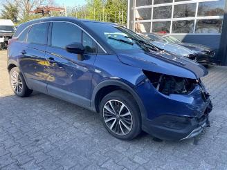 Vrakbiler auto Opel Crossland Crossland (X), SUV, 2017 1.2 Turbo 12V Euro 6 2020/0