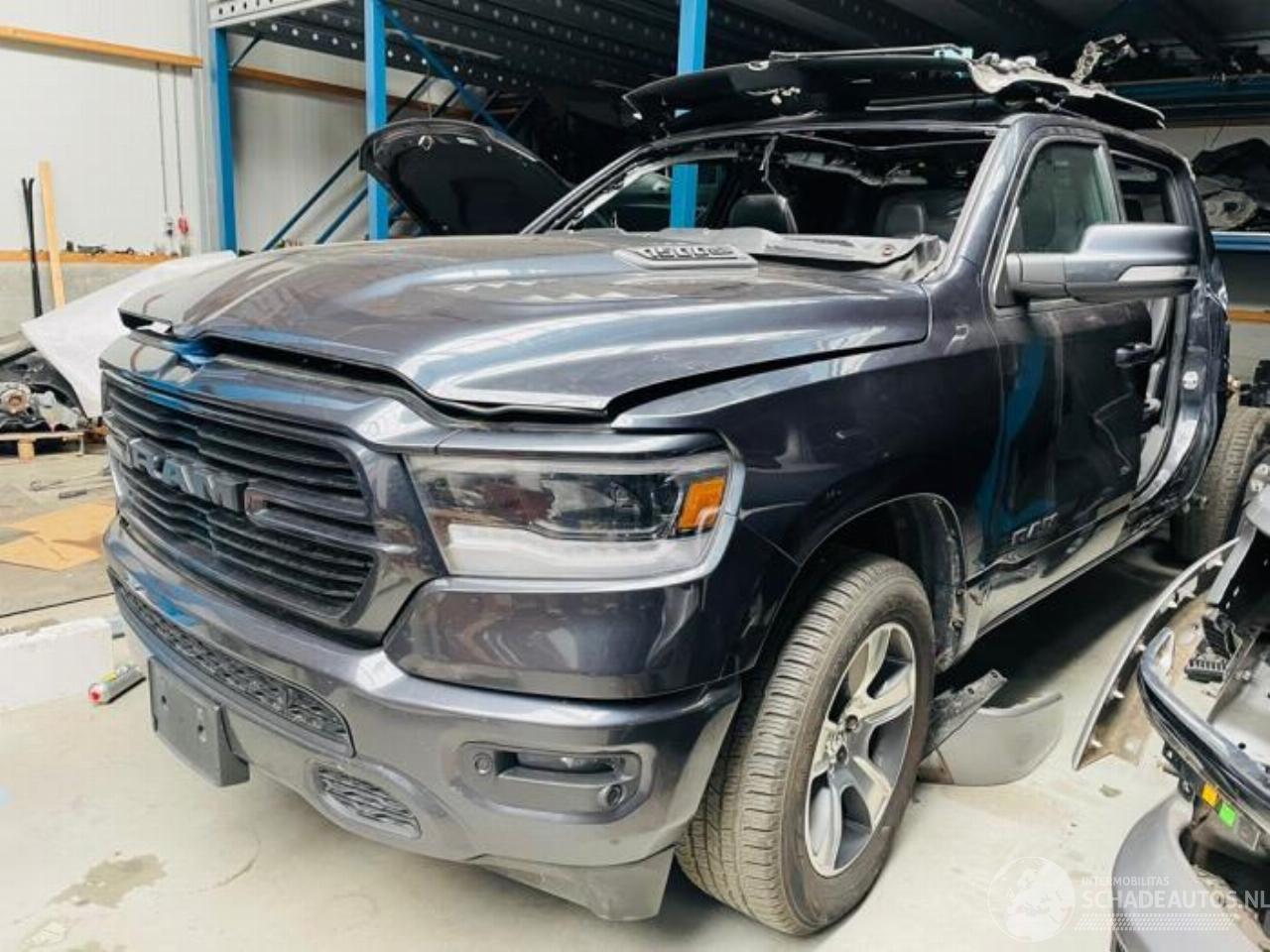 Dodge Ram 1500 Crew Cab (DS), Pick-up, 2010 / 2018 5.7 Hemi V8 4x4