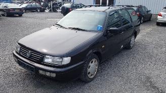 Auto da rottamare Volkswagen Passat 35I Zwart LC9Z Onderdelen Bumper Deur 1995/11