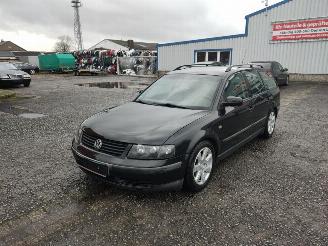 Auto da rottamare Volkswagen Passat 3B 1.8 Onderdelen Zwart LC9Z ADR Motor 1998/4