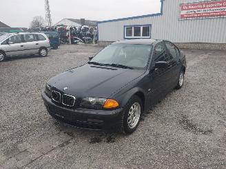 Vrakbiler auto BMW 3-serie 318I Orientblau 317 Onderdelen M43B19 Motor 2000/8