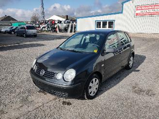Dezmembrări autoturisme Volkswagen Polo 9N 1.2 Schwarz LC9Z Onderdelen 2001/12