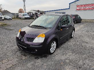 Renault Modus 1.6 16V Onderdelen Paars TED72 K4M794 Motor picture 1