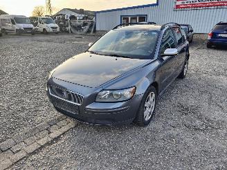Sloopauto Volvo V-50 2.0D Grijs 45500 Onderdelen D4204T Motor 2006/3
