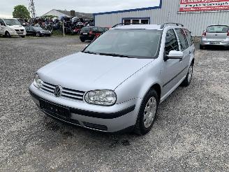 Uttjänta bilar auto Volkswagen Golf 1.9TDI Zilver LA7W Onderdelen AXR Motor 2004/9