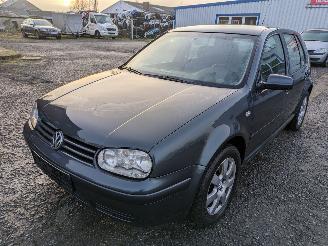 Vrakbiler auto Volkswagen Golf 1.9 TDI 2003/2