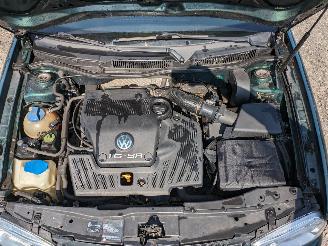 Volkswagen Golf 1.6 picture 14