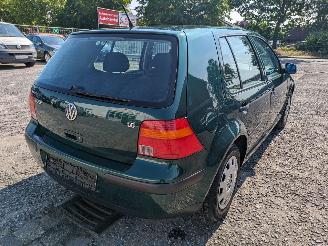 Volkswagen Golf 1.6 picture 5