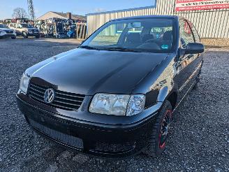 Autoverwertung Volkswagen Polo 1.4 2001/6