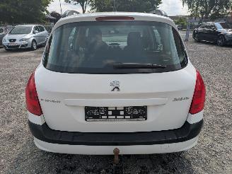 Peugeot 308 1.6 picture 6