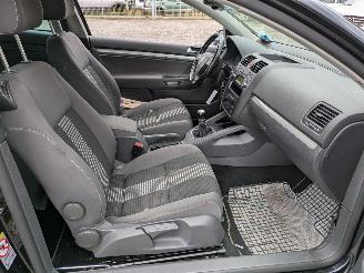 Volkswagen Golf 1.4 picture 10