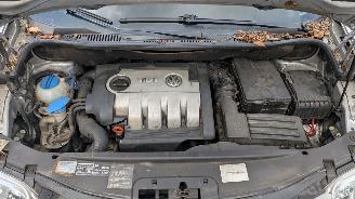 Volkswagen Touran 2.0 TDI picture 16