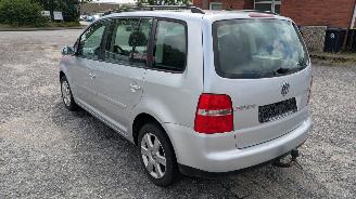 Volkswagen Touran 2.0 TDI picture 4