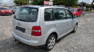Volkswagen Touran 2.0 TDI picture 2