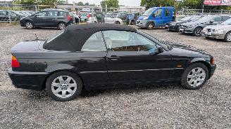BMW 3-serie E46 Cabrio picture 17