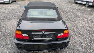 BMW 3-serie E46 Cabrio picture 16