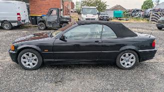 BMW 3-serie E46 Cabrio picture 14