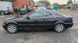BMW 3-serie E46 Cabrio picture 8