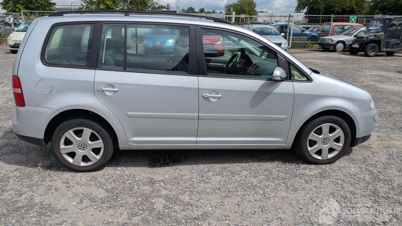 Volkswagen Touran 2.0 TDI