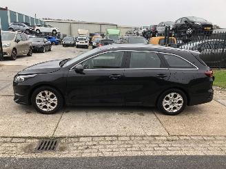 Voiture accidenté Kia Ceed Combi 1.0tgdi 88kW 2022/2