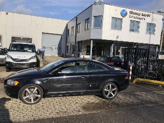 damaged passenger cars Volvo C-70 2.4i aut. leer clima 2009/4