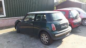 rozbiórka samochody osobowe Mini Cooper  2002/1