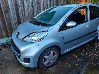 Peugeot 107  picture 5