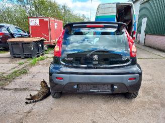 Peugeot 107  picture 3