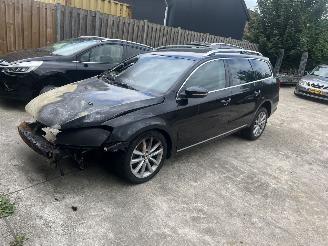 Salvage car Volkswagen Passat 1.4 tsi DSG 2014/4
